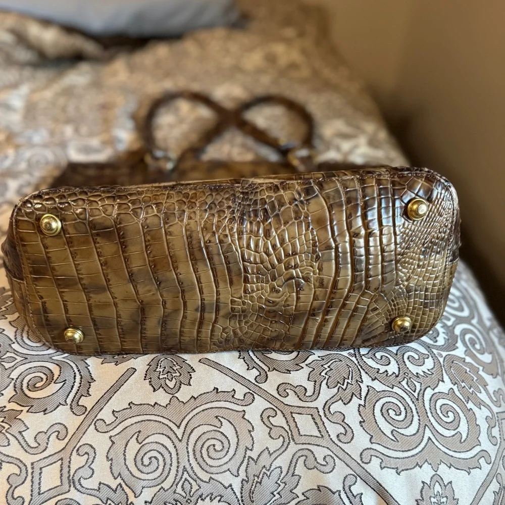 Beautiful Shoulder Bag - Picture 6 of 13